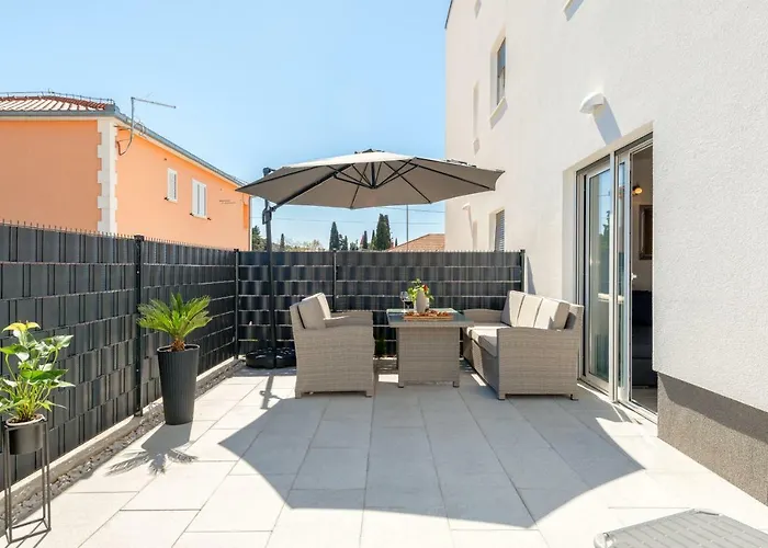 アパート La Vie Est Belle *